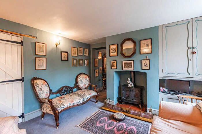 3 Bedroom Cottage For Sale In Foulsham, NR20