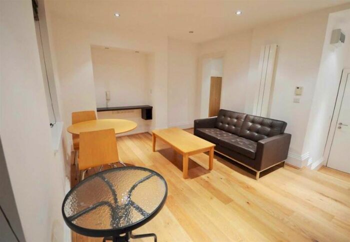 Studio To Rent In West End Lane, London, NW6