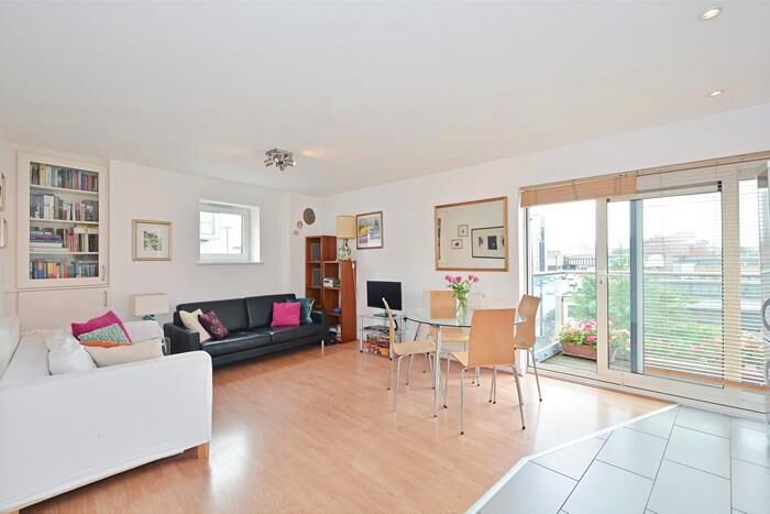 2 Bedroom Apartment To Rent In Tequila Wharf, Commercial Road, E14