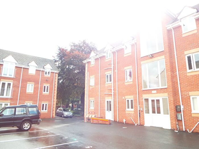 2 Bedroom Flat To Rent In James Street, Stoke-On-Trent, ST4