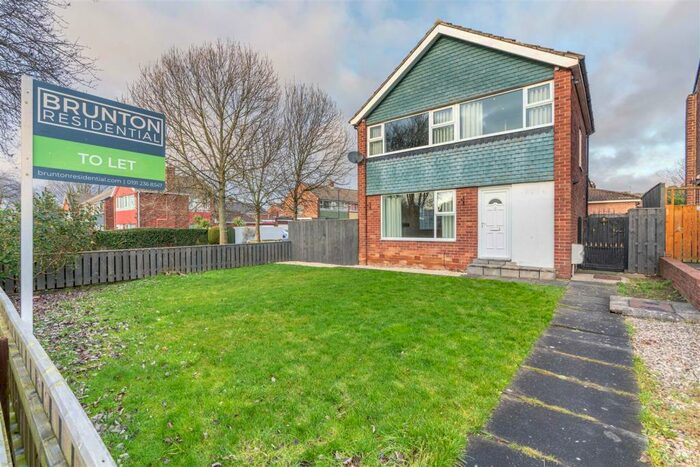 3 Bedroom Detached House To Rent In Arnside Walk, West Denton, Newcastle Upon Tyne, NE5