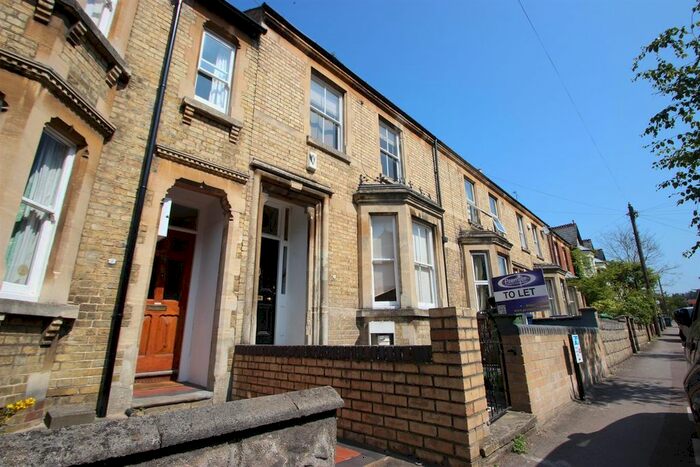 6 Bedroom Property To Rent In Southfield Road, Oxford, OX4