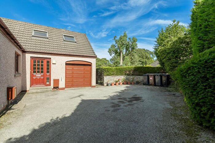4 Bedroom Detached House To Rent In Migvie Grove, Kingswells, Aberdeen, AB15