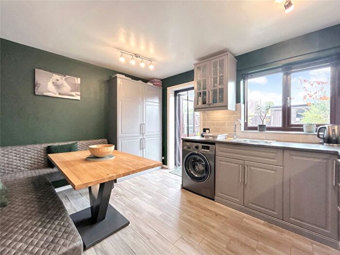 2 Bedroom Terraced House For Sale In Townshend Close, Sidcup, DA14