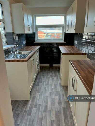 3 Bedroom Terraced House To Rent In Broxtowe Drive, Mansfield, NG18