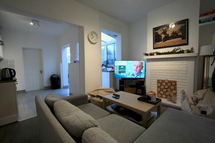 3 Bedroom Terraced House To Rent In Priory Road, Croydon, CR0