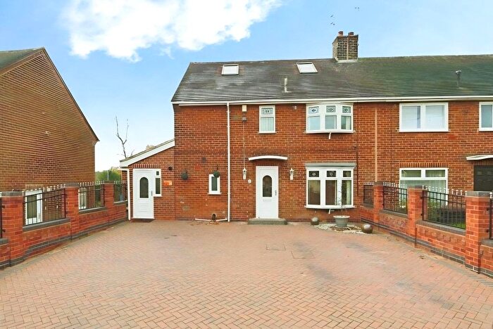 5 Bedroom Semi Detached House For Sale In Mountfield Drive, Nottingham, Nottinghamshire, NG5