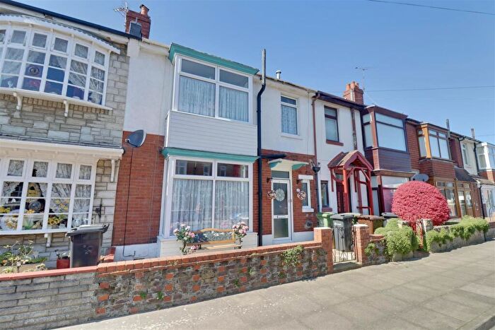 3 Bedroom Terraced House For Sale In Sunningdale Road, Portsmouth, PO3