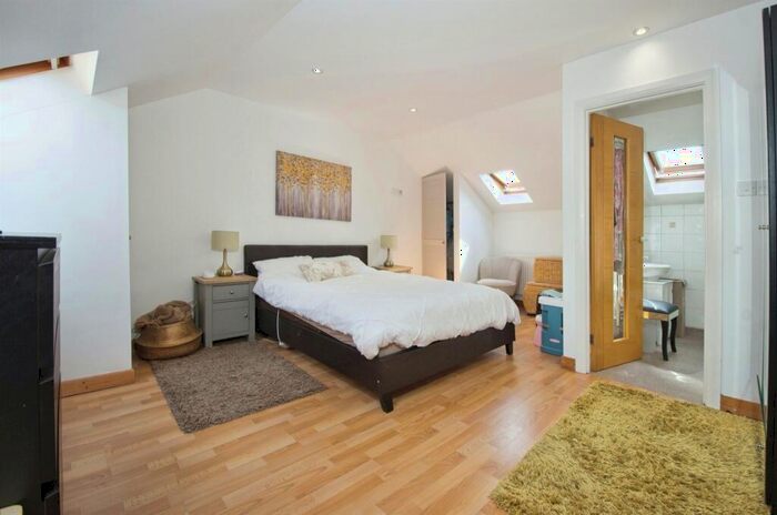 5 Bedroom Detached House For Sale In Glan Creigiau, Groesfaen, Pontyclun, CF72