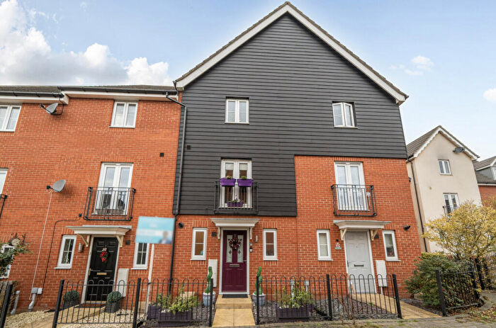 3 Bedroom Town House For Sale In Wagtail Drive, Stowmarket, Suffolk, IP14