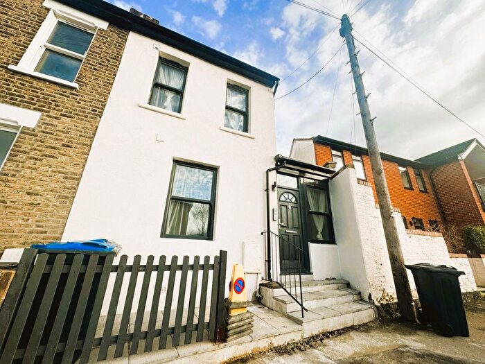 1 Bedroom Flat To Rent In Sussex Road, South Croydon, CR2