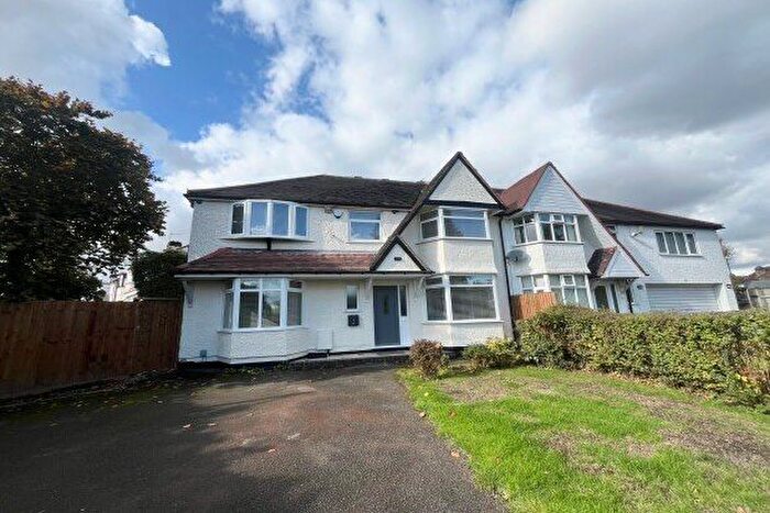 5 Bedroom Property To Rent In Solihull Road, Solihull, B90