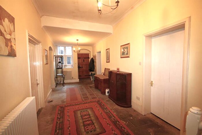 1 Bedroom Detached House To Rent In Room- New Dover Road, Canterbury, CT1