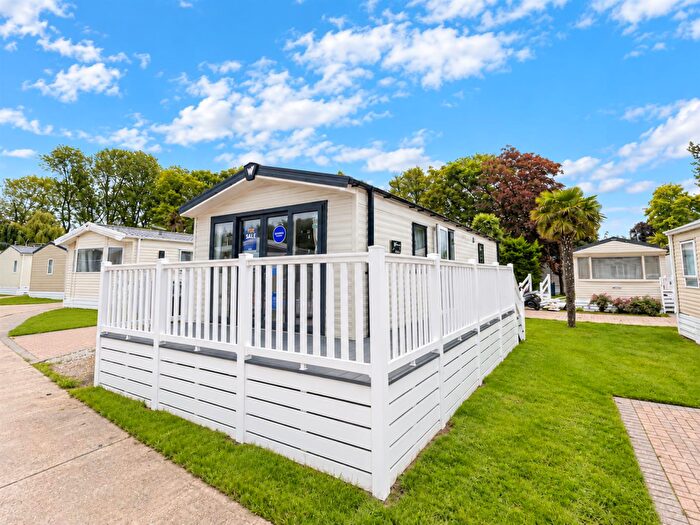 2 Bedroom Park Home For Sale In Monkton Street, Monkton, Ramsgate, CT12