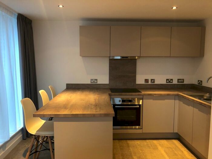2 Bedroom Flat To Rent In The Priory Queensway, Birmingham, B4