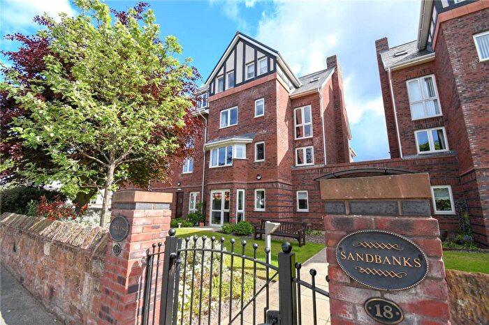 2 Bedroom Flat For Sale In The Kings Gap, Hoylake, Wirral, CH47