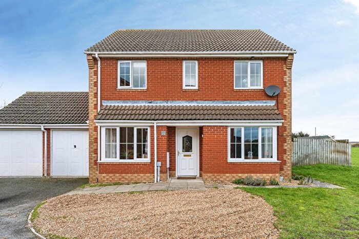 4 Bedroom Detached House For Sale In Drovers Close, Ramsey, Huntingdon, PE26
