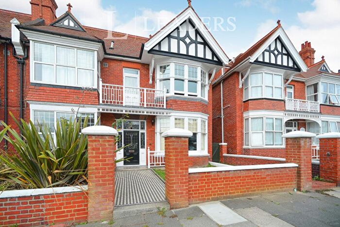 4 Bedroom Semi-Detached House To Rent In Aymer Road, Hove, BN3