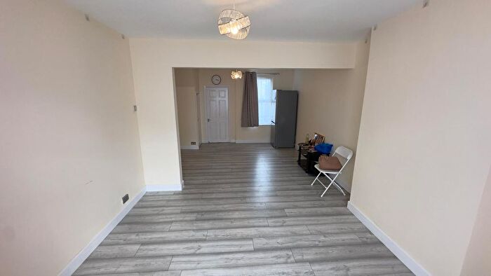 3 Bedroom Property To Rent In Byron Road, Wealdstone, Harrow, HA3