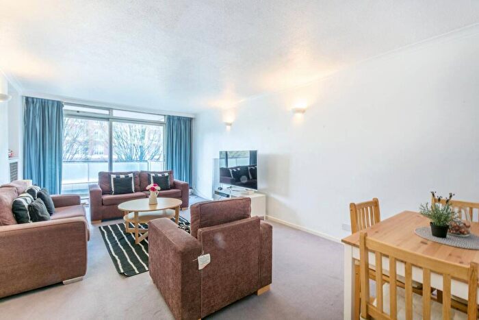 1 Bedroom Flat To Rent In Grove End Road, St John's Wood, London, NW8