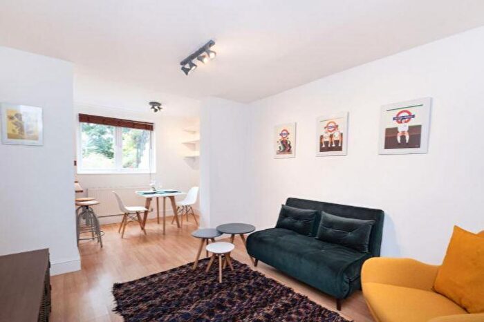 1 Bedroom Apartment To Rent In Balcombe Street, Marylebone, London, NW1