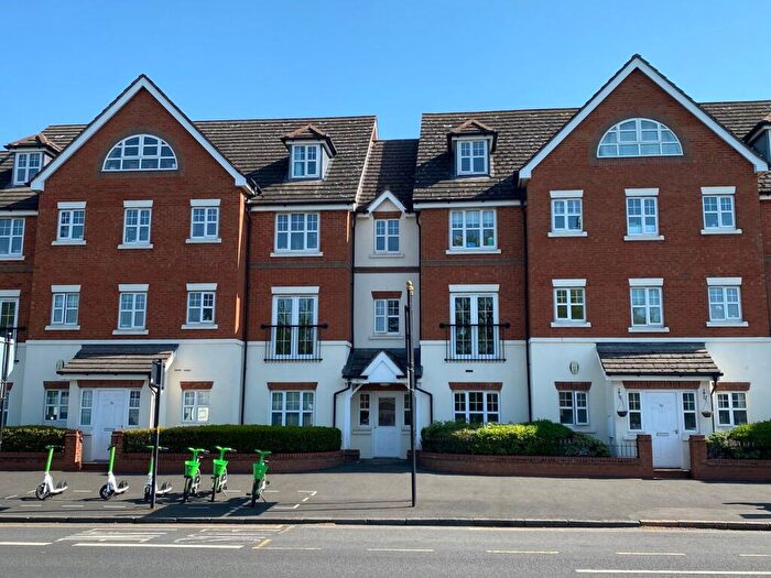 2 Bedroom Flat For Sale In Lordswood Road, Birmingham, B17