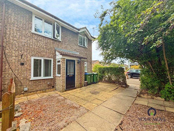 1 Bedroom End Of Terrace House For Sale In Fairmont Close, Belvedere, DA17