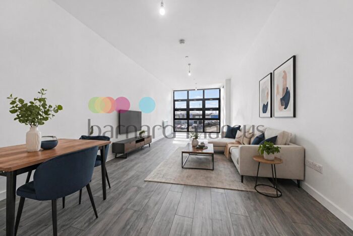 Apartment To Rent In Purley Way, Croydon, CR0