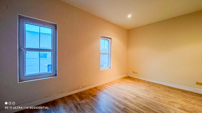 1 Bedroom Flat To Rent In Frederick Place, Woolwich, London, SE18