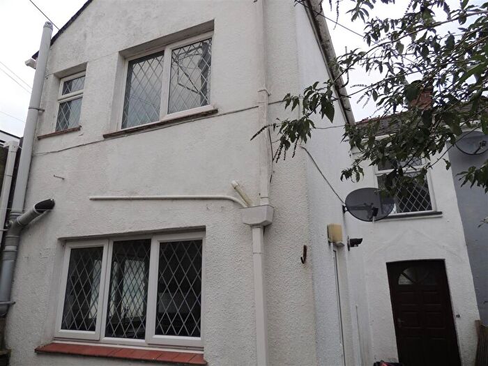 1 Bedroom Cottage To Rent In Clifden RoadSt AustellCornwall, PL25