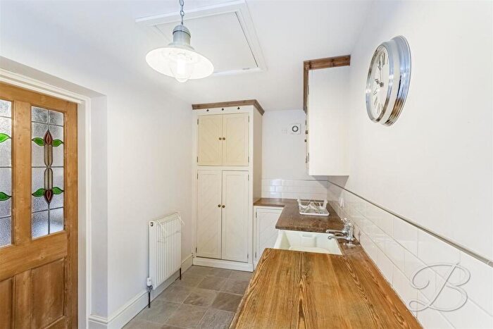 5 Bedroom Detached House For Sale In Main Street, Hayton, Retford, DN22