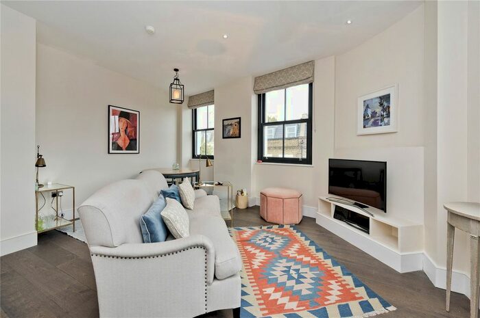 2 Bedroom Flat To Rent In Milson Road, Brook Green, London, W14