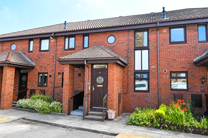 2 Bedroom Apartment For Sale In Newport Avenue, Wallasey, Wirral, CH45