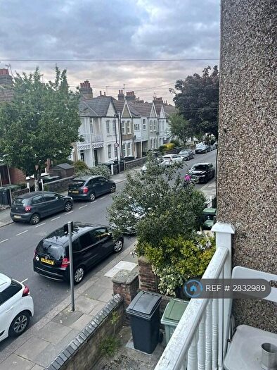 3 Bedroom Flat To Rent In Sirdar Road, London, N22