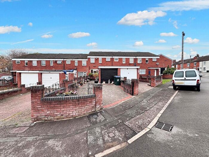 3 Bedroom End Of Terrace House For Sale In Adderley Street, Coventry, CV1