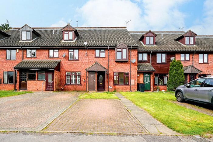 2 Bedroom Terraced House For Sale In Wyngates, Leighton Buzzard, LU7