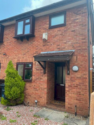 2 Bedroom Semi-Detached House To Rent In Byron Close, Blacon, Chester, CH1