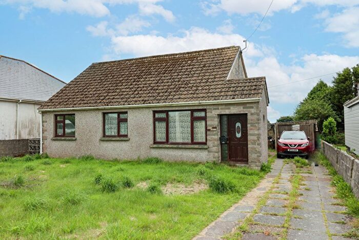 3 Bedroom Detached Bungalow For Sale In Crown Road, Whitemoor, St Austell, PL26