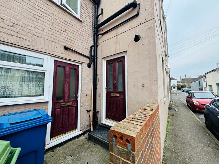 1 Bedroom Flat To Rent In Flat, St. Marys Road, Faversham, ME13