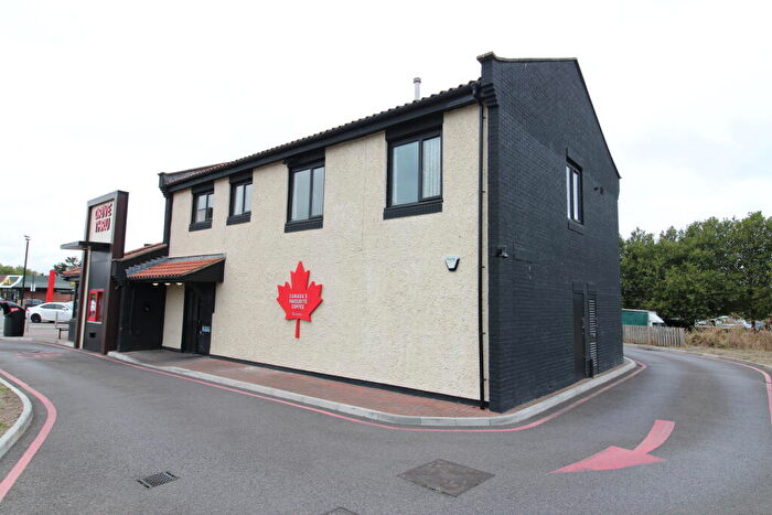 3 Bedroom Flat To Rent In Weston Links, BS23