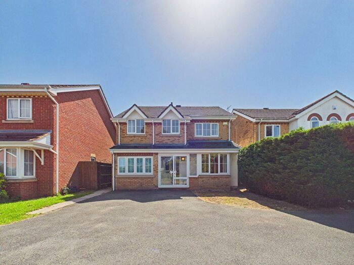 5 Bedroom Detached House For Sale In Hill Field, Oadby Grange, LE2