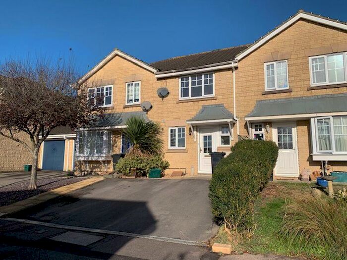 2 Bedroom Terraced House To Rent In Diana Gardens, Bristol, BS32