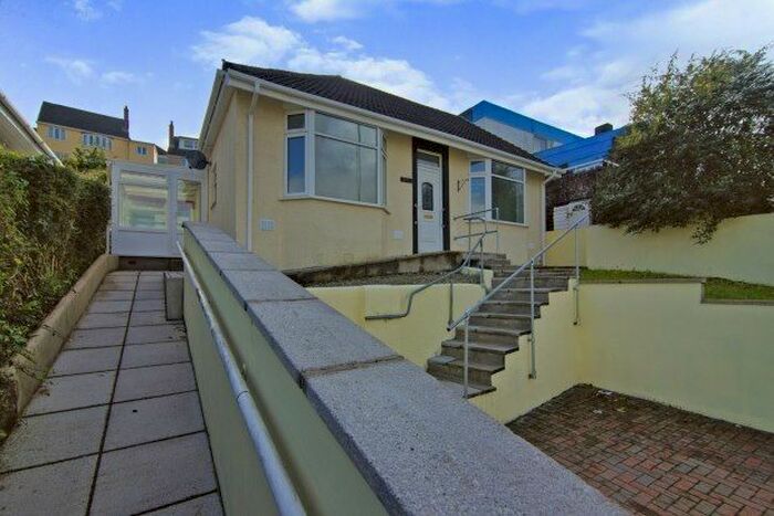 2 Bedroom Bungalow To Rent In New Road, Saltash, PL12