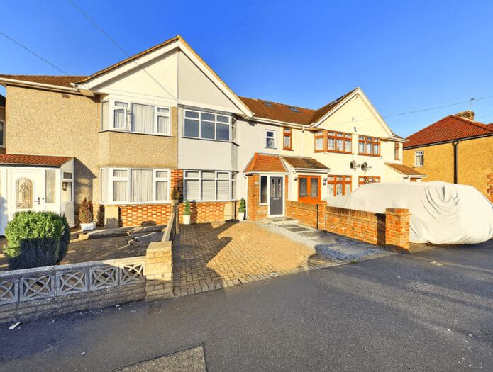 3 Bedroom Terraced House To Rent In Ellington Road, Feltham, TW13