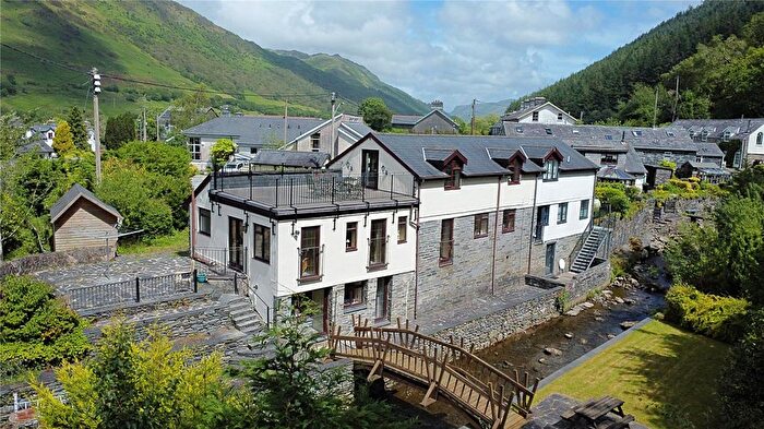 4 Bedroom Semi Detached House For Sale In Abergynolwyn, Tywyn, Gwynedd, LL36
