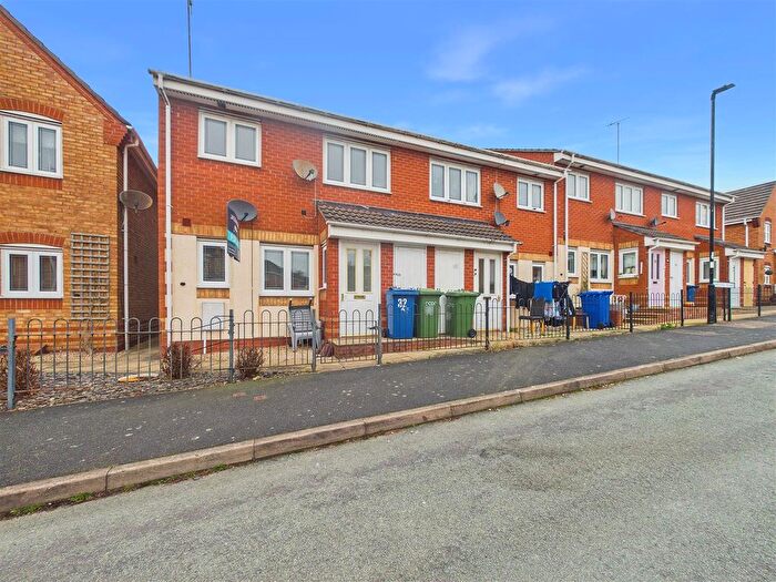 1 Bedroom Flat For Sale In Chester Road, Rugeley, WS15