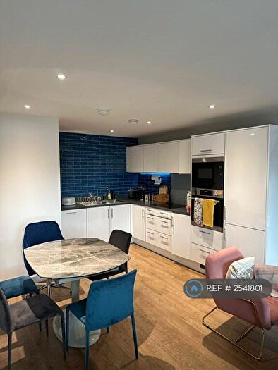 2 Bedroom Flat To Rent In Montford Place, London, E15