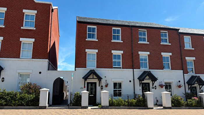 4 Bedroom End Of Terrace House For Sale In Strawberry Lane, Sherford, PL9