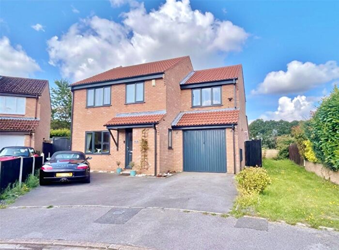 4 Bedroom Detached House For Sale In Albany Drive, Three Legged Cross, Wimborne, Dorset, BH21