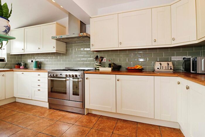 3 Bedroom End Of Terrace House For Sale In Mackie Road, Filton, Bristol, Gloucestershire, BS34